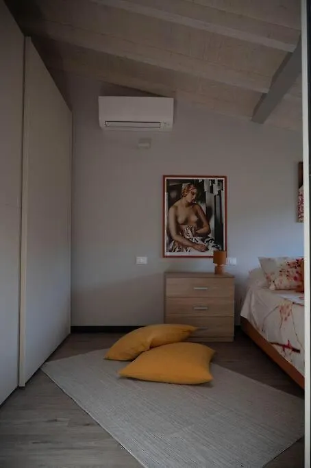 Ritratto Di Donna Villa Lerici 0*,